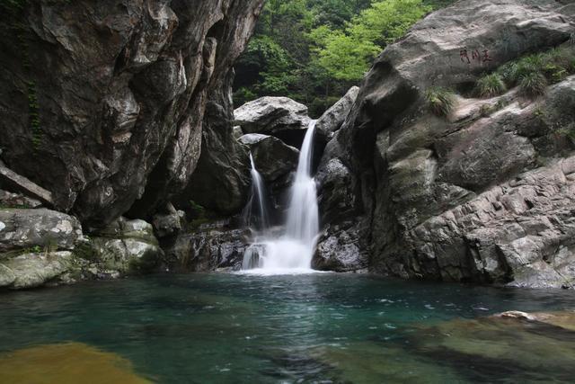 奇观|被誉为“庐山第一奇观”，是集飞瀑流泉为一体的山丘型旅游地