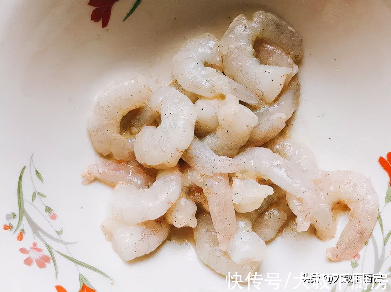 这才是绝配!大叔教你滑蛋虾仁,清香鲜美,简单易学,超级好吃