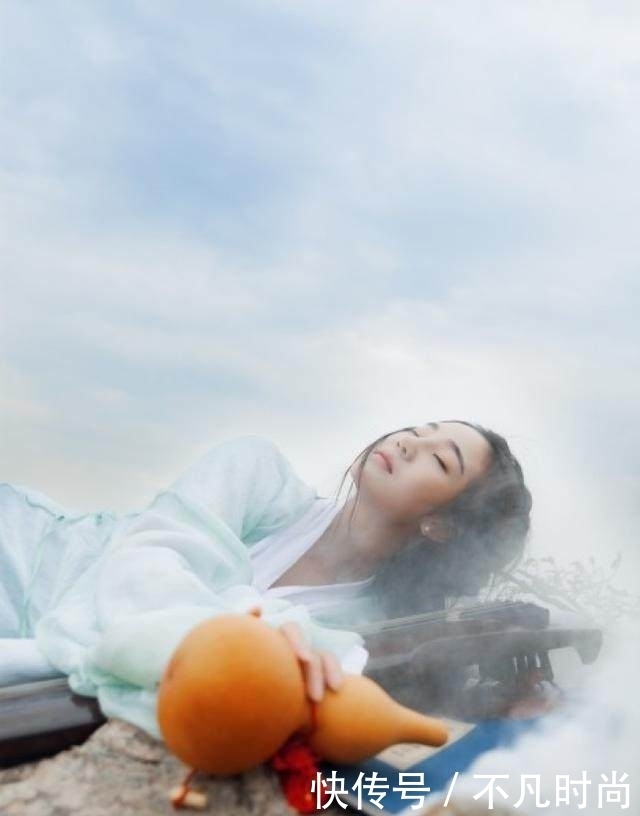 十首诗词,写出最潇洒惬意的生活,令人无限向往