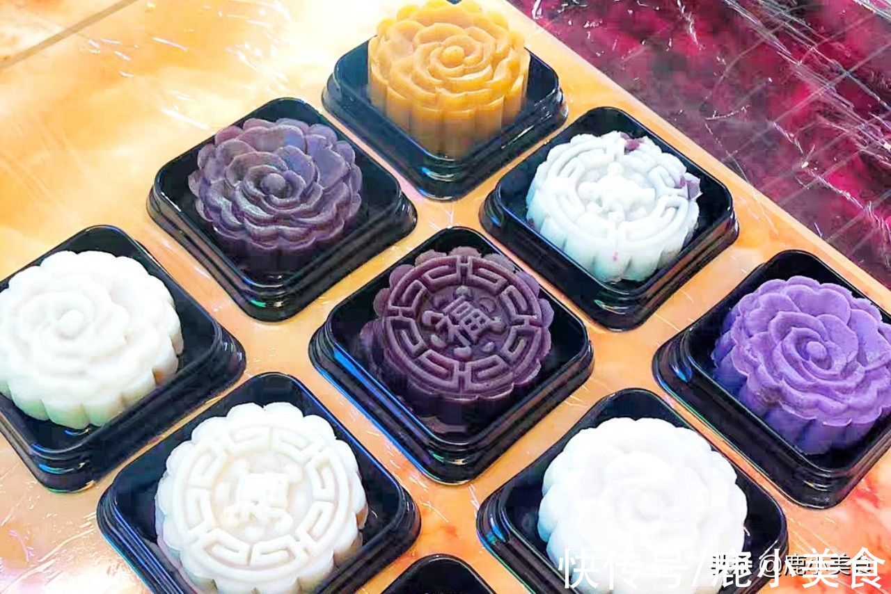 小鹿|不用烤箱，教你做懒人冰皮月饼！操作简单颜值高，Q弹冰糯还拉丝