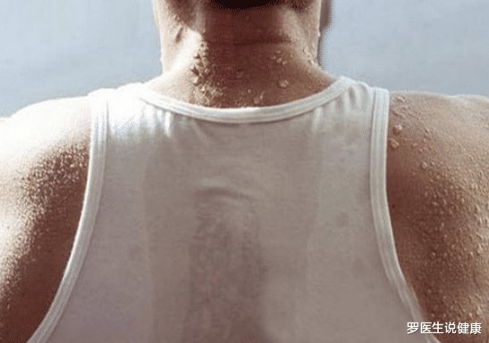 甲状腺激素|吃一次等于吃6个塑料袋，很多父母还往娃嘴里塞，医生怒斥：无知