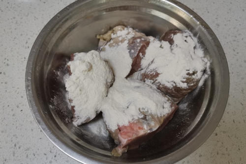  天冷了，吃牛羊肉不如吃它，贵也要舍得买，营养极高，滋补又解馋