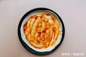 只需手抓饼就可以做的披萨,下班回家做好就能吃,营养卫生又健康