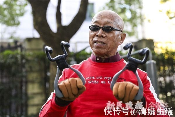 运动|申动丨硬核爷爷爱健身！86岁的“运动民星”是怎样“练”成的？