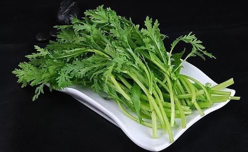 素食|高血压患者尽量少吃这3种素食，多注意这两点，或利于稳定血压