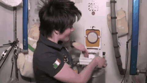 唐鑫源 花1.2亿搞了个厕所!我...竟然有点心动?