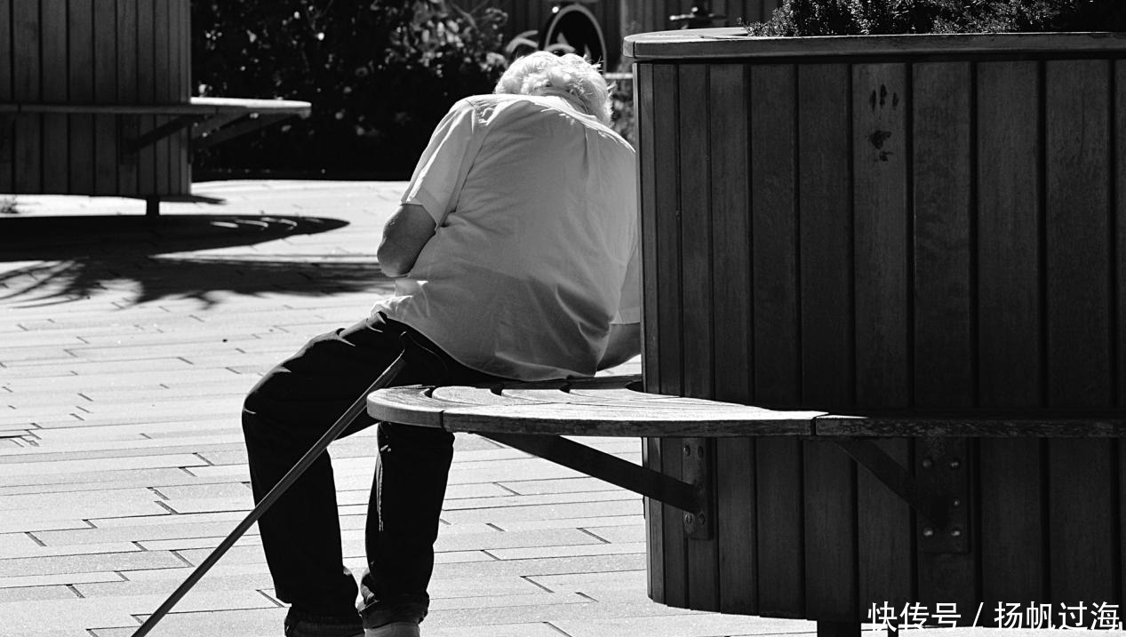 恶性肿瘤|40-60岁是长寿的关键期!切记:预防三病,早晨三做,睡前三忌