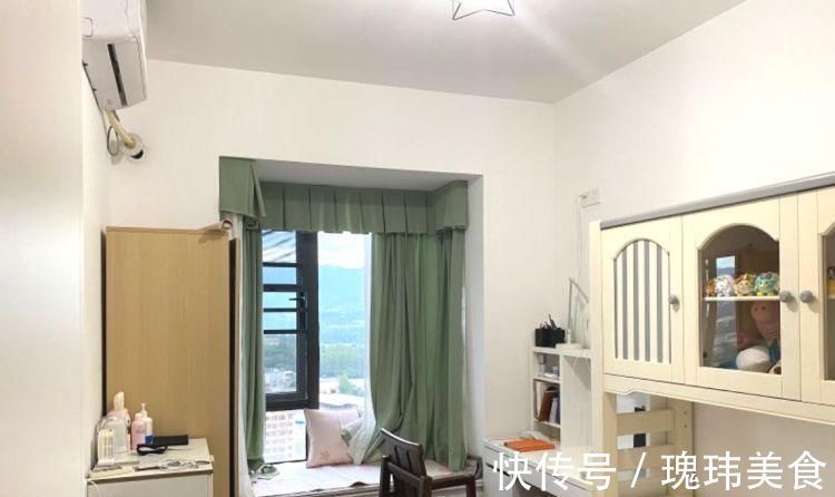 飘窗|102㎡小三房,客厅不设阳台装落地飘窗,敞亮又大气让人羡慕不已