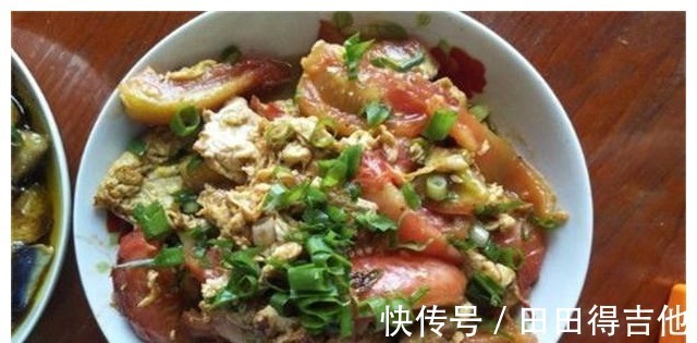 第一次去相亲男友家吃饭，阿姨特意做了一桌菜招待，饭后我不挑了！