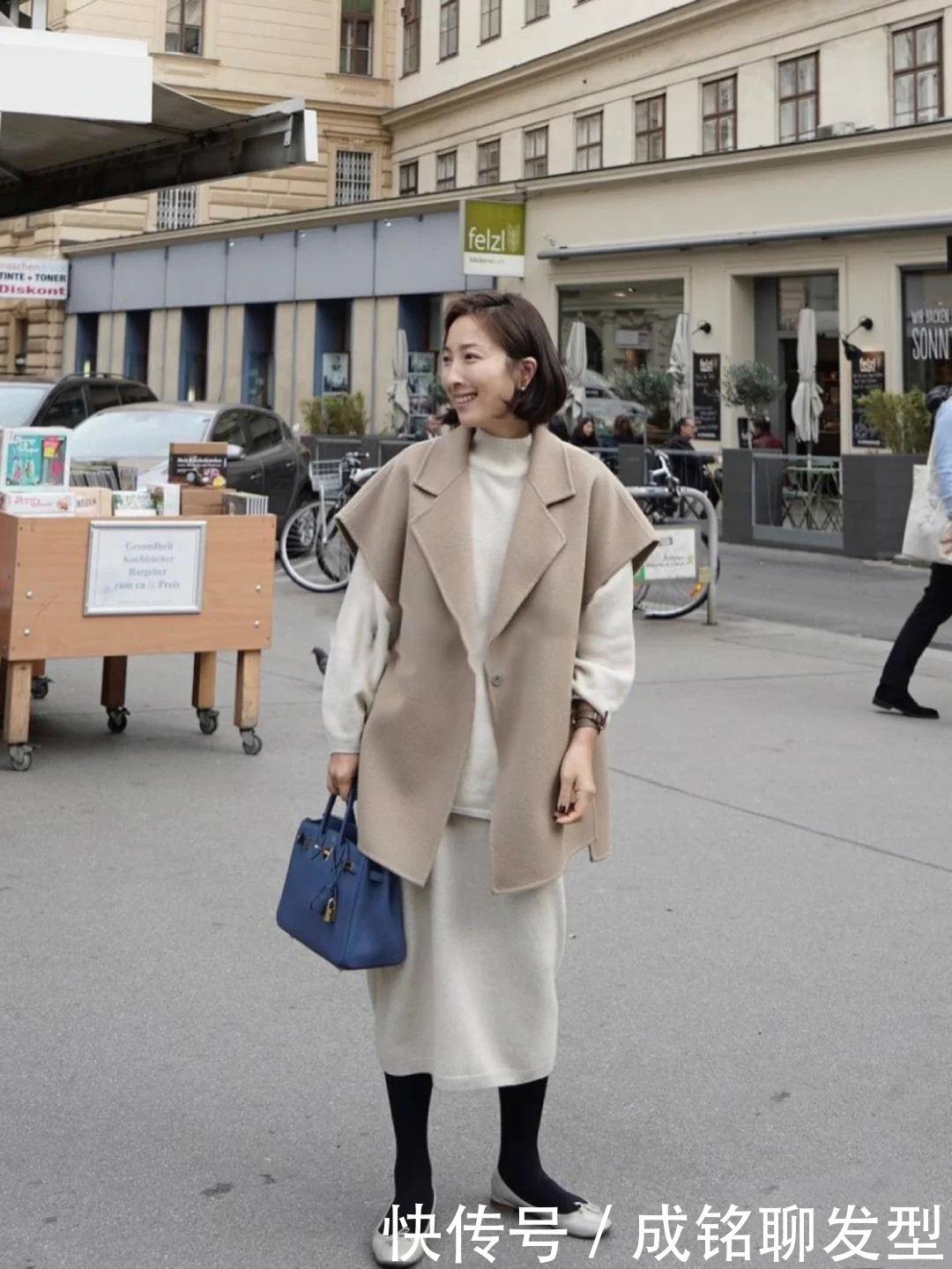 这位50岁的韩国“大妈”超会穿,精致优雅简约大方,减龄又高级