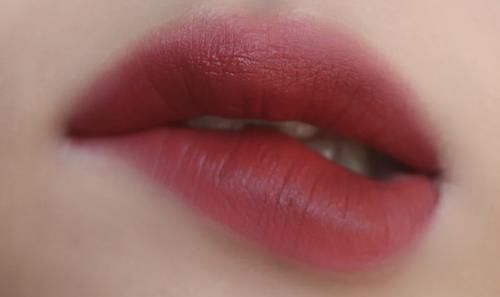 黄黑皮|推荐适合黄皮的是这几只口红,去掉滤镜美颜后,真的很显白!