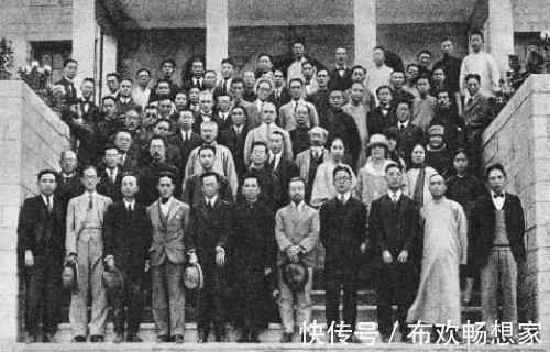 厦大$厦门大学牌匾是鲁迅所题,为何“学”字没有宝盖头专家字没错