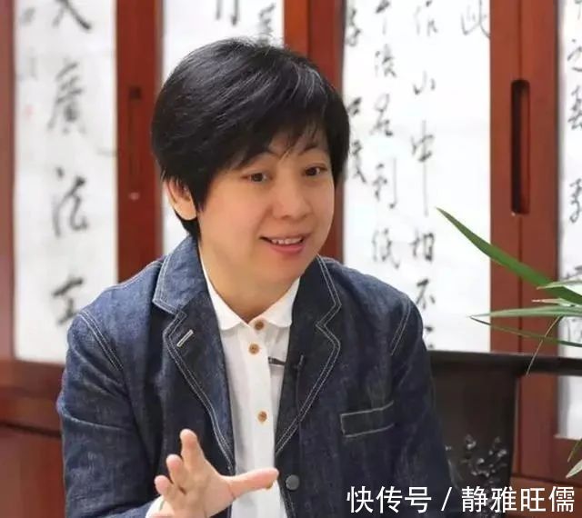 书法创作&书法女博士解小青，书法超越老师欧阳中石，引起了人们的热议