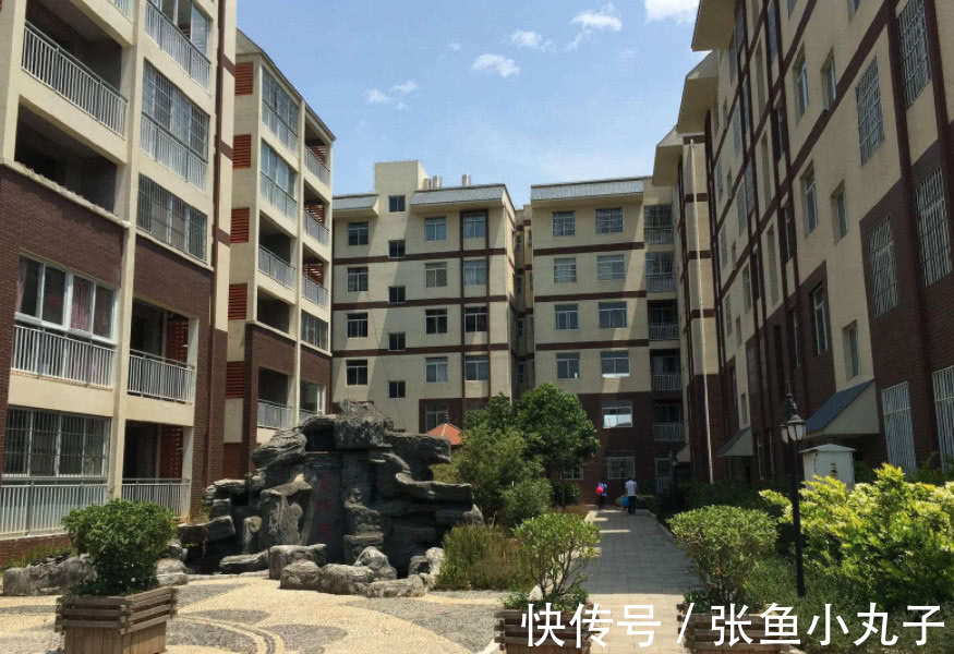 楼层|买房时,选“顶层”还是“中高层”?听售楼经理一番话,点醒了我