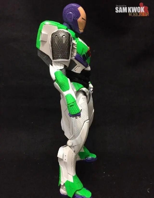 模型|《玩具总动员》巴斯光年配色钢铁侠模型