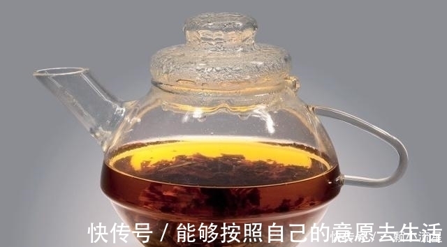 胡萝卜素|常吃核桃会有“5个”好处,但有2种人不适合吃