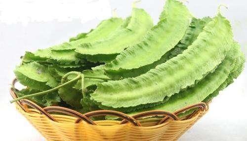 中年|它被称为“豆中之王”，控压又控糖，美容养颜，比豆角营养还高！