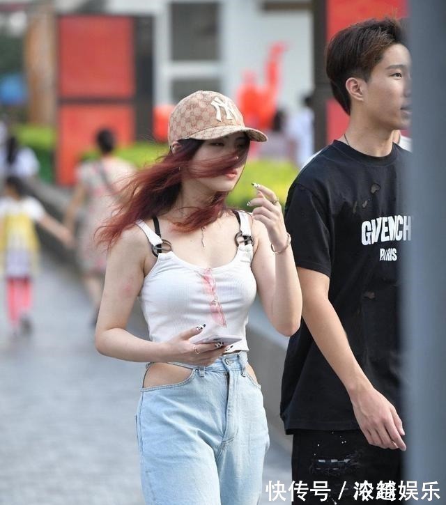 瑜珈 曲线再美的紧身瑜伽裤,也可以改善气质和身材,使身材更加突出!