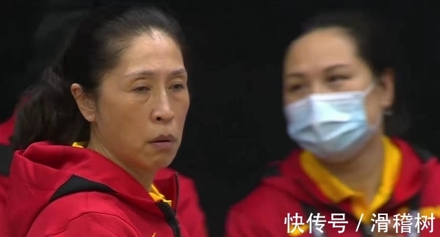 郑薇|李月汝单节15+3统治篮下!中国女篮碾压非洲冠军,李梦三分球7中5