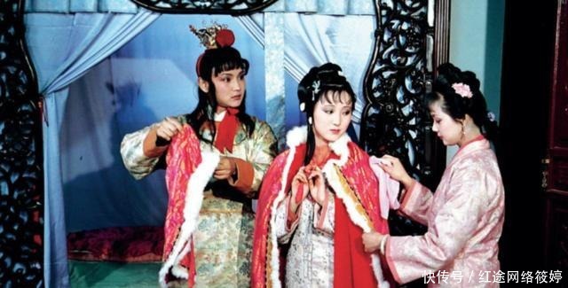 拒绝|红楼梦中薛宝钗拒绝过贾雨村?宝玉28回的话已经证明