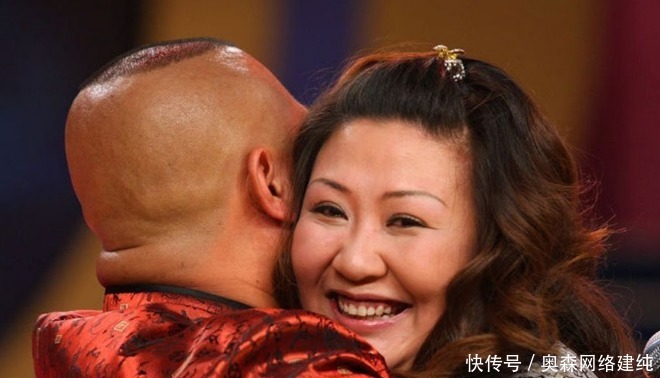 徒弟一个劲儿的感恩,事业发展一飞冲天,郭德纲人品有多好?