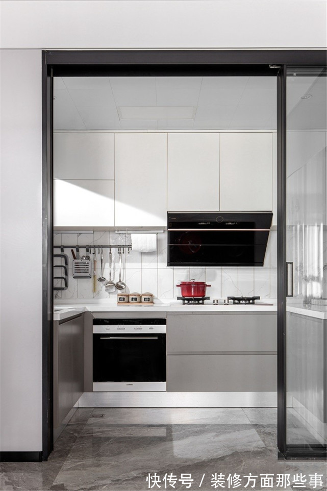 米克诺斯|118平在优雅简约之余，在工作一天之后得到全身心的放松