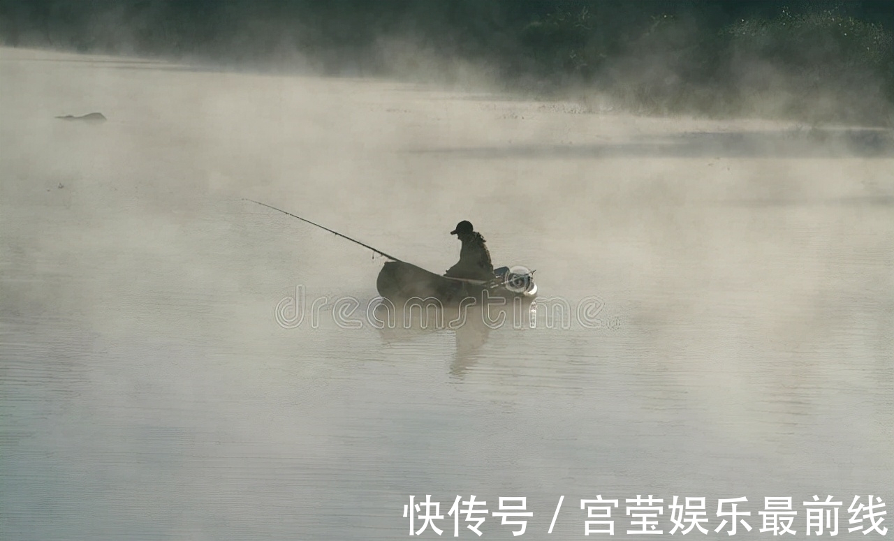 钓鱼|冬季钓鱼不用早起？老大爷起得比夏天还早，大板鲫用桶装！