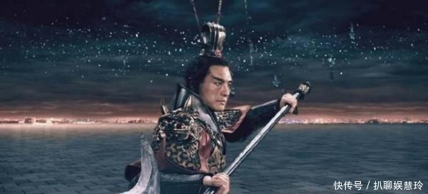 偃月|关羽身跨赤兔马,手提八十二斤青龙偃月刀?别再被骗了,都是假的