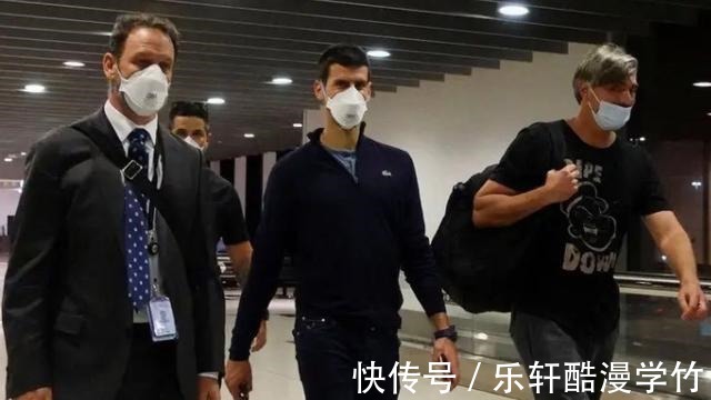 笑着离开澳网!德约科维奇连夜乘机离开,世界第一澳网后可能易主