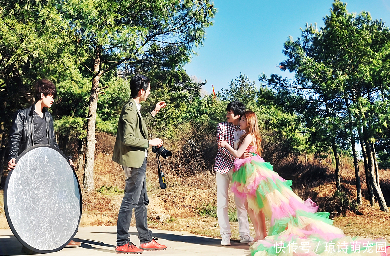 张乔|说好5千上车费迎亲时变5万,新郎选择妥协,进门时新娘吃下苦果