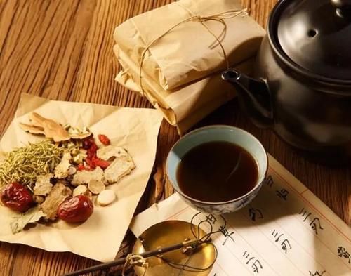 身体|癌症正在发生转移时，身体上通常会有三种表现，多留心