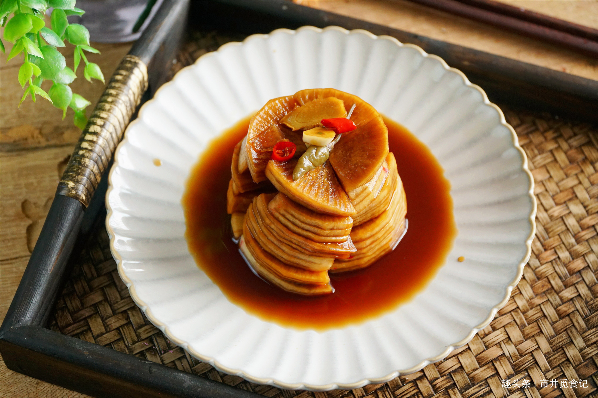 做腌萝卜,别只会加盐和酱油,分享饭店用的秘方,简单好吃嘎嘣脆