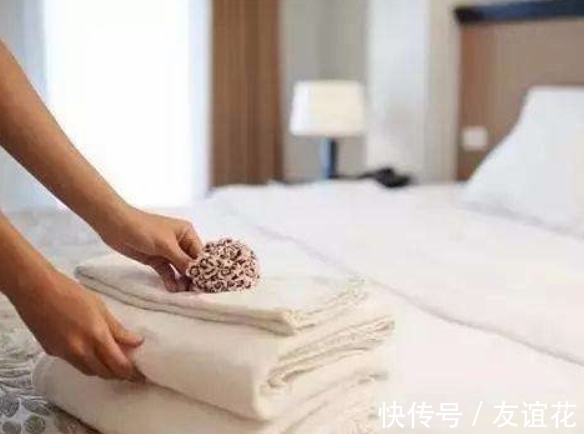床单多久洗一次比较好?教你去除床单异味的3种方法,效果非常好