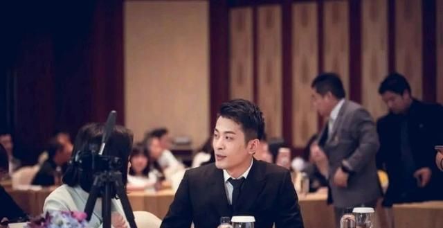 辛巴掉粉严重,猫妹妹蛋蛋二人再遭封号,辛巴团队还有机会吗