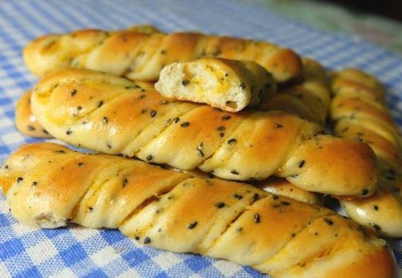 不用|南瓜别再做煎饼,教你如此做,不用烤箱,外脆里嫩,比面包还香