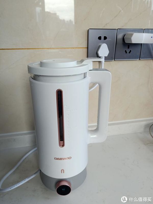 酸奶鸡蛋饼|我给老公做的早餐发朋友圈，简单又美好，闺蜜：老夫老妻还这么浪漫？