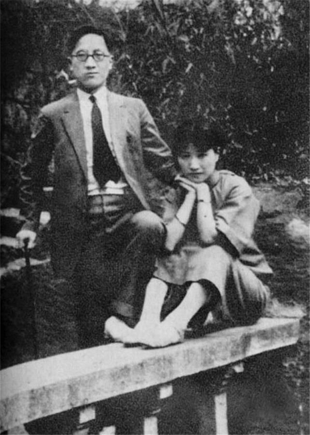 老照片还原民国名媛陆小曼与林徽因的真实容貌,真的太美了!