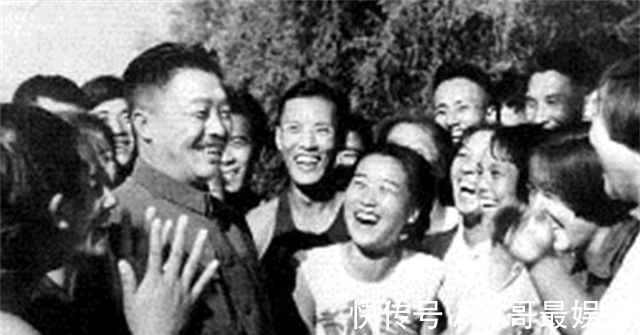 队员们|1963年，贺龙训话国足：拿不到前三，回来就解散！比赛结果如何？