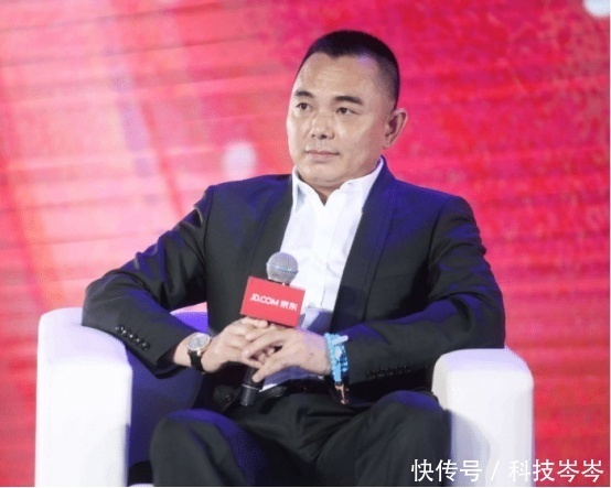 刘强东|刘强东曾经的承诺:干够5年就买房!如今001号快递员有房么