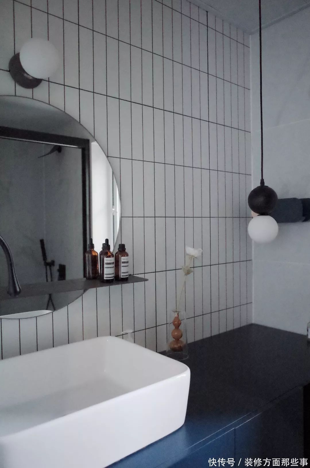 三居|90平个性三居装修，这样的隐形门设计，还是头一次见！