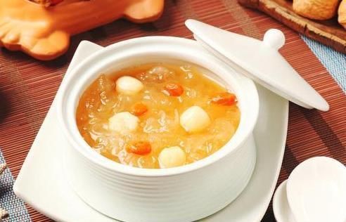 煮银耳，只剪碎是不够的，学会正确方法，20分钟出胶，汤汁更浓稠