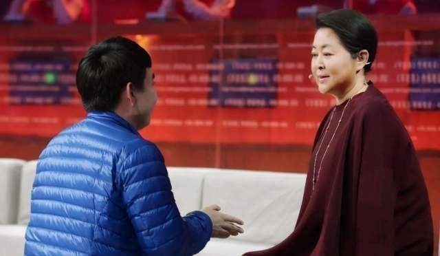 失去倪萍的《等著我》收視率直線下滑，李七月舒冬兩人撐不起臺面