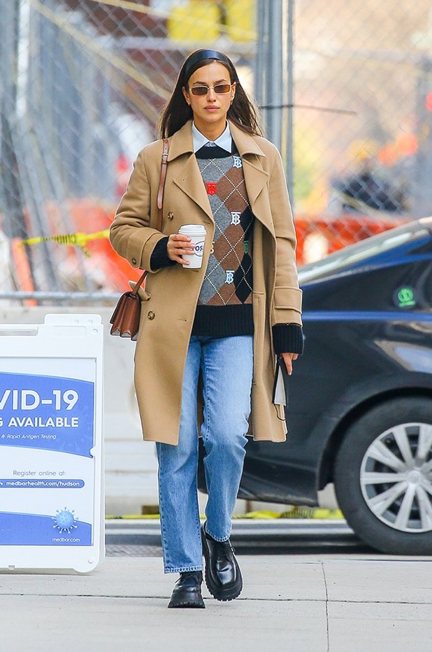 Y2K、土酷风要过去了？这个秋冬“学院风”来势凶猛|教你美 | enzo