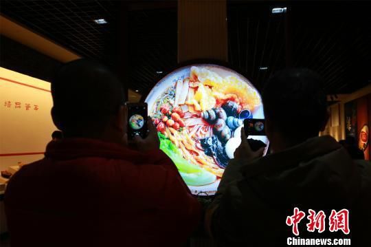 朱柳融|只有几十年历史的螺蛳粉，是如何成为国家级非遗的？