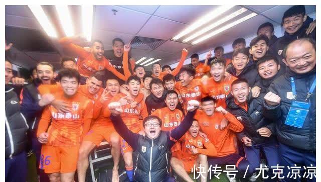 中超冠軍|從不一樣的角度看山東泰山時(shí)隔11年重奪中超冠軍