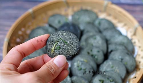 钙是牛奶的6倍！春天长个季，我常用它给娃做零食，比薯片还香！