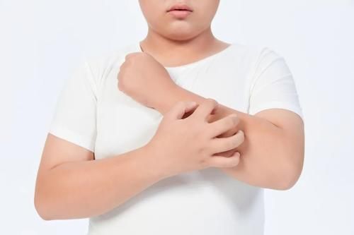 三阴交穴|男女各有一个“长寿穴”！每天按揉1分钟，简单又健康！