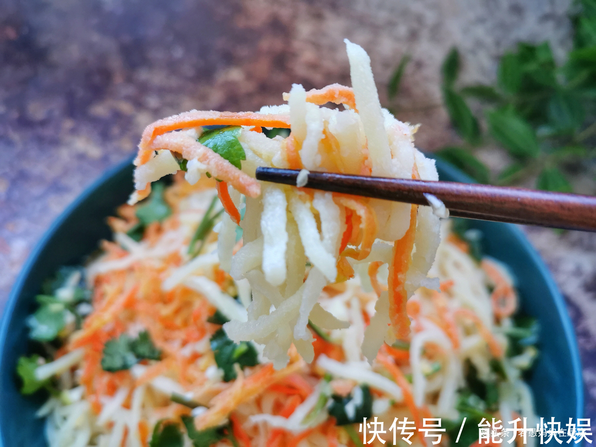 土豆丝|蒸菜好吃又秘诀，记住5点，不粘不坨不油腻，好吃不上火
