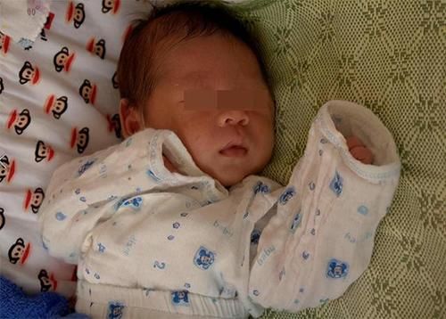 睡眠质量|“一月睡，二月哭，三月攒肚”，0-3个月的宝宝，该如何照顾？