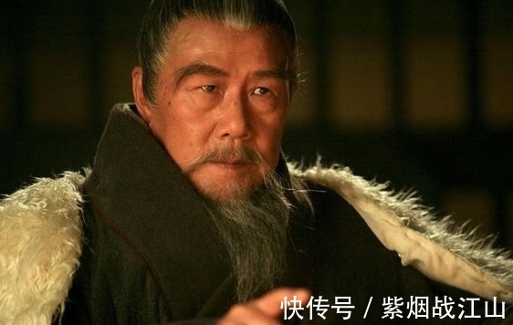 斗利#曾国藩告诉你,人生有“3不斗”,越是“不斗”越兴旺